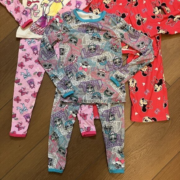 Girls Mixed Brand Character Pajama PJ Bundle Size S/M - Picture 6 of 8